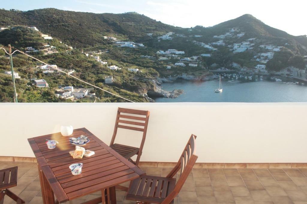 Le Case Dei Pescatori - Residence Il Tramonto Ponza Exterior foto